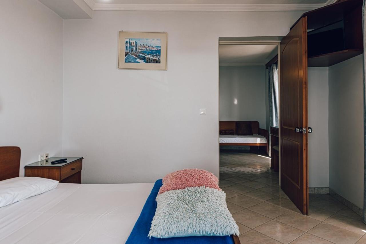 Bluewaves Aparthotel Laganas Exterior foto