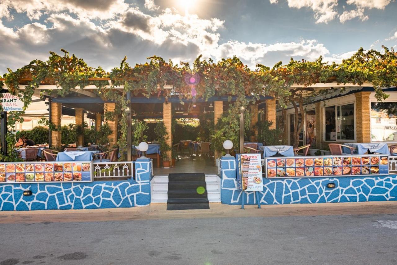 Bluewaves Aparthotel Laganas Exterior foto