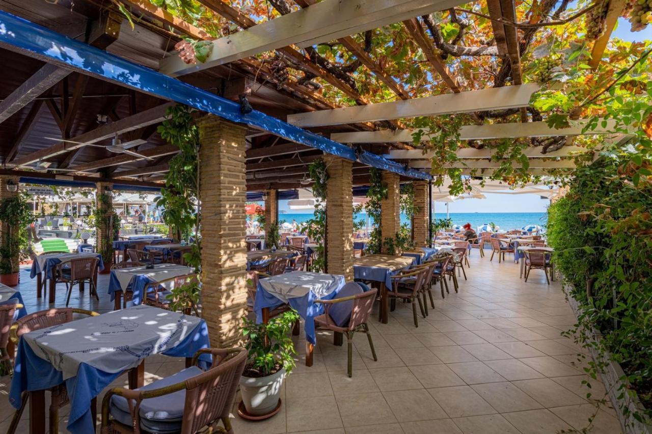 Bluewaves Aparthotel Laganas Exterior foto
